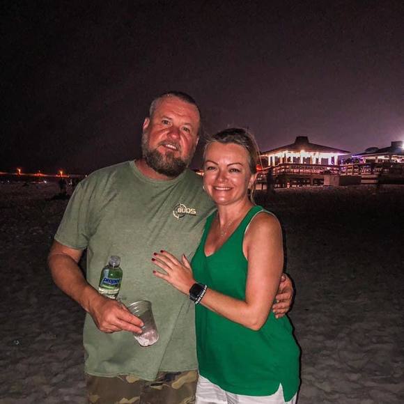 Meet your Posher, Julie - Picture 1 of 1